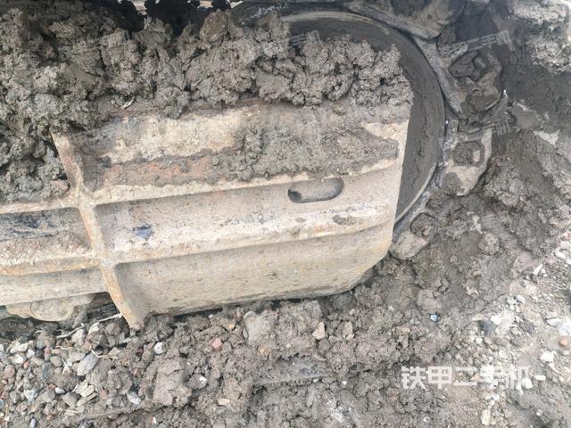 右導(dǎo)向輪（行走機(jī)構(gòu)）