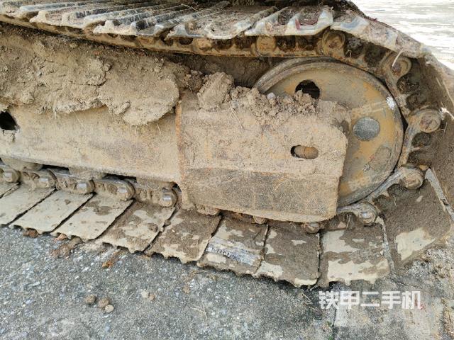 右側(cè)行走馬達(dá)蓋板(行走機(jī)構(gòu)) 右側(cè)行走馬達(dá)蓋板(行走機(jī)構(gòu))