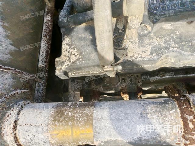 氣門室蓋螺絲特寫（上車部件）