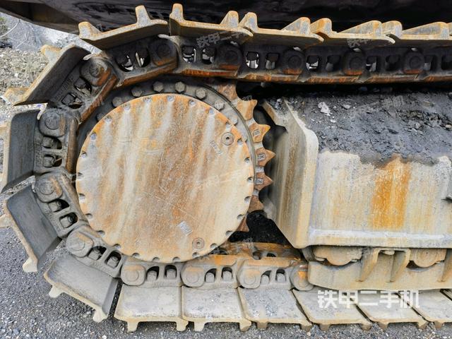 左驅(qū)動(dòng)輪（行走機(jī)構(gòu)）