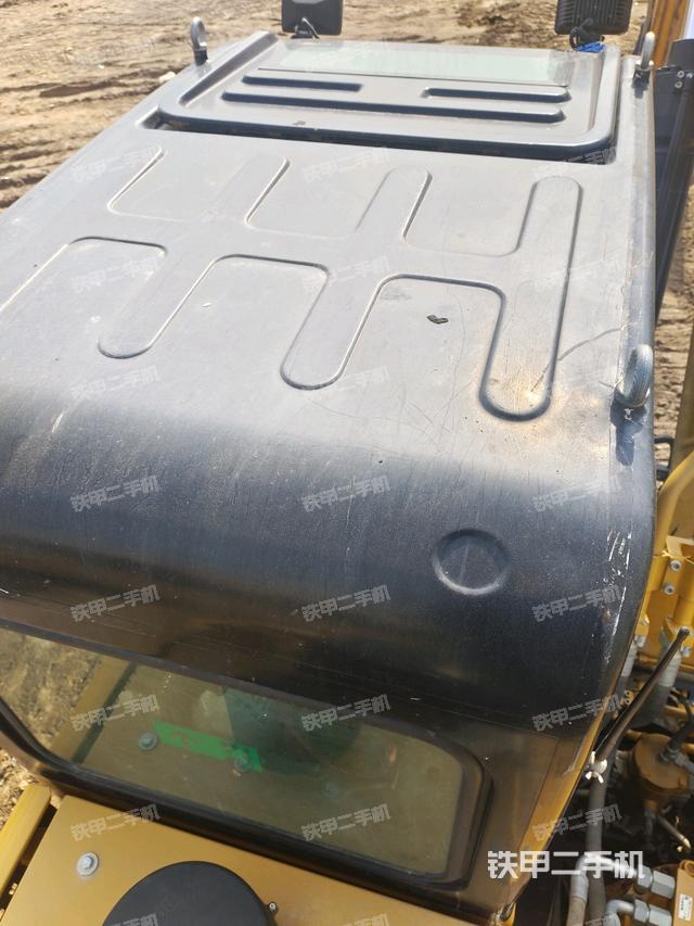 駕駛室頂部俯視（上車部件）