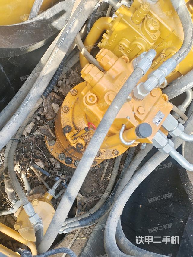 回轉(zhuǎn)馬達(dá)（上車部件）