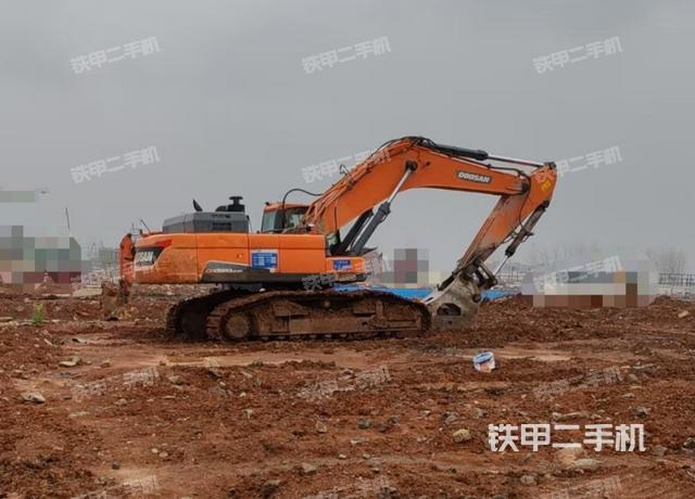 整機右后45°(整機外觀) 整機右后45°(整機外觀)
