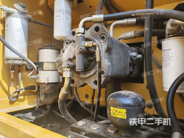 液壓泵室(大件艙室) 液壓泵室(大件艙室)