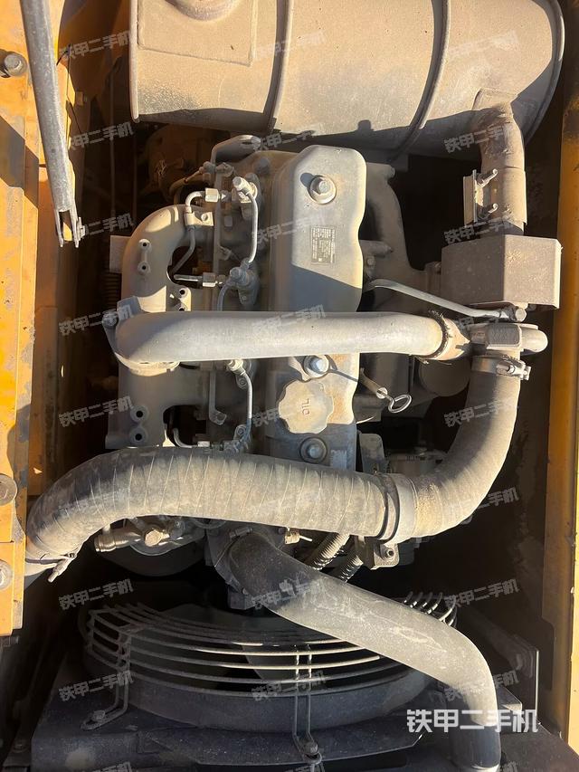 發(fā)動(dòng)機(jī)整體俯視（整機(jī)外觀(guān)）