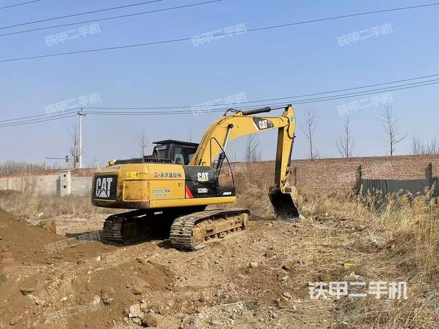 整機(jī)右后45°(整機(jī)外觀) 整機(jī)右后45°(整機(jī)外觀)