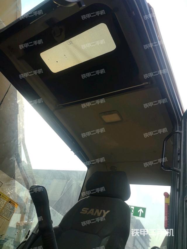 頂棚整體（駕駛室部分）