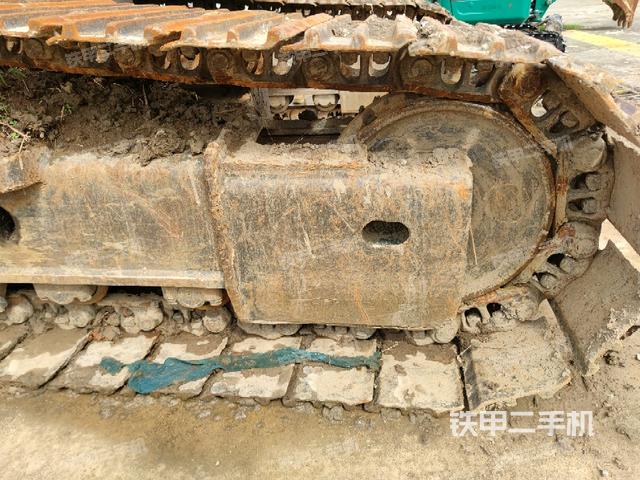 右侧行走马达盖板(行走机构) 右侧行走马达盖板(行走机构)