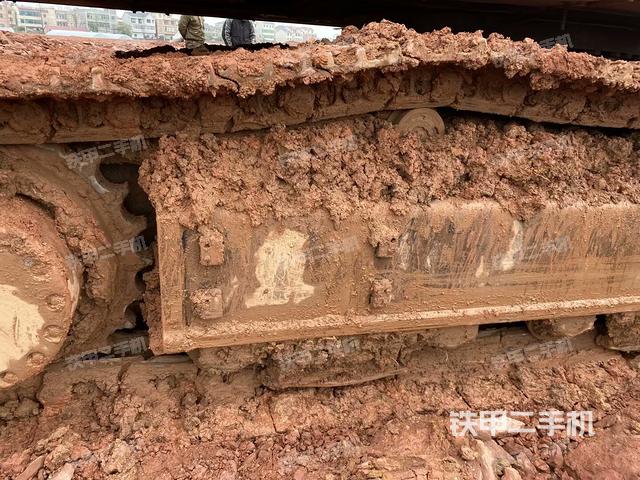 左側履帶整體?（行走機構）