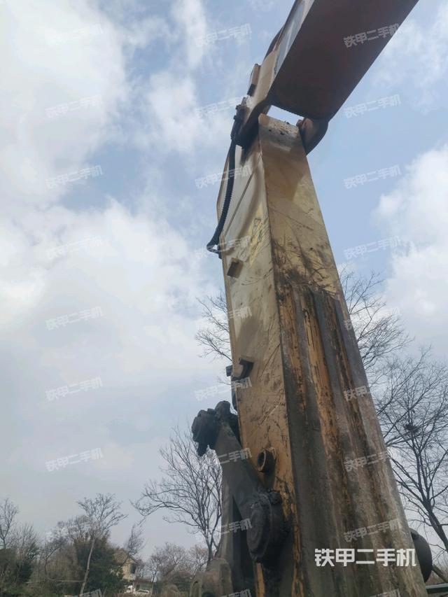 小臂整體左后（工作和回轉(zhuǎn)裝置）