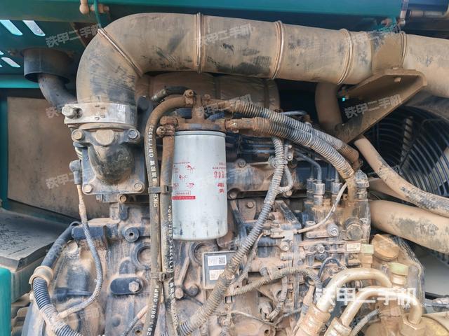 发动机室（上车部件）