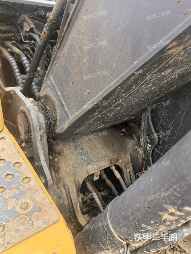 大臂根部?斜視（工作和回轉(zhuǎn)裝置）