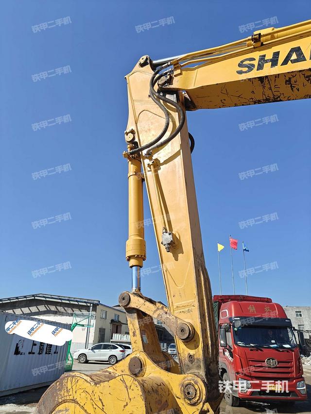 小臂整體左后（工作和回轉(zhuǎn)裝置）