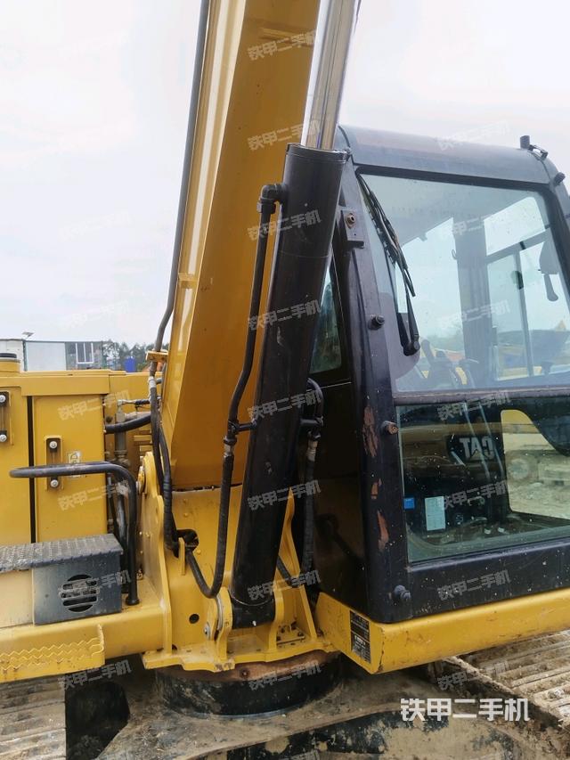 大臂整體?右側(cè)（工作和回轉(zhuǎn)裝置）