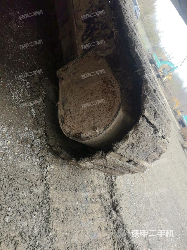 左側(cè)行走馬達(dá)蓋板（行走機(jī)構(gòu)）