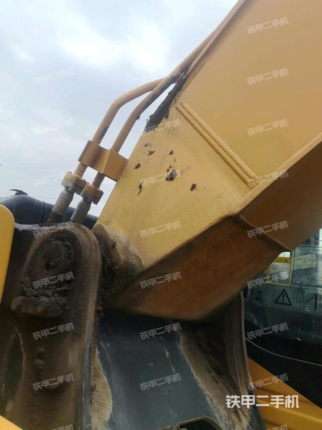 大臂根部?斜視（工作和回轉(zhuǎn)裝置）