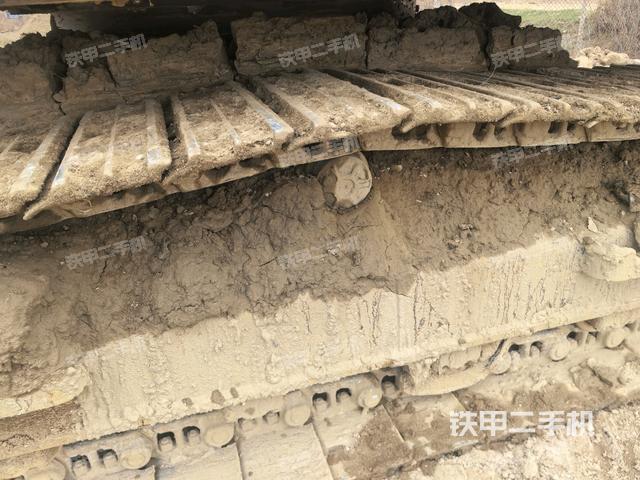 右驅(qū)動(dòng)輪（行走機(jī)構(gòu)）