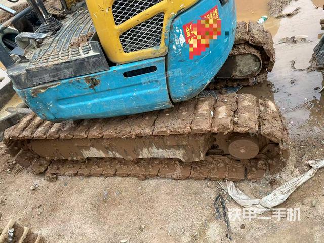 右驅(qū)動(dòng)輪（行走機(jī)構(gòu)）