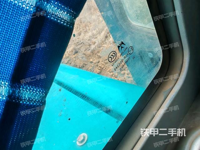 左后方玻璃角标（驾驶室部分）