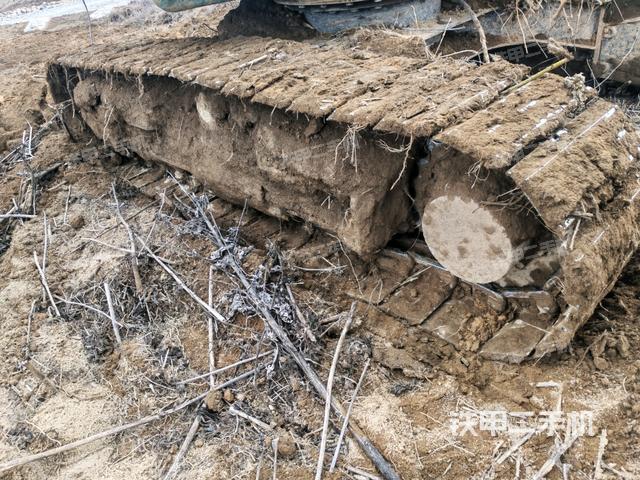 左侧履带整体 （行走机构）