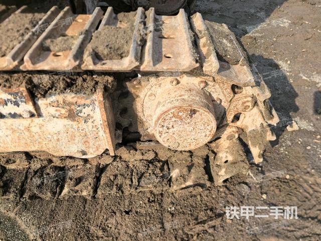 左驅(qū)動(dòng)輪（行走機(jī)構(gòu)）