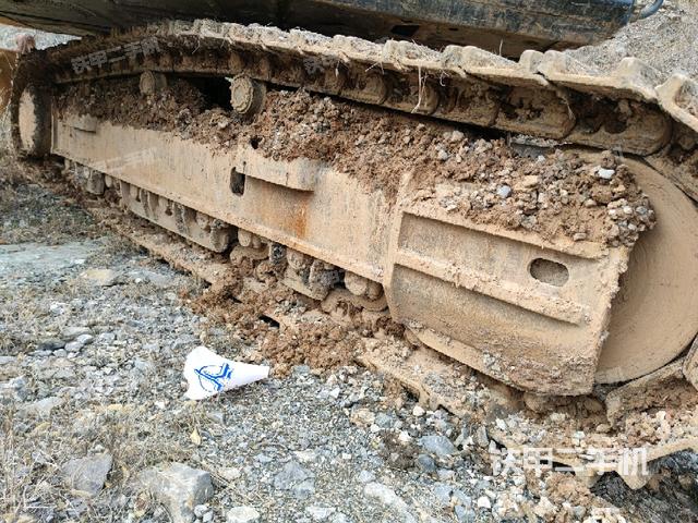 右侧履带整体（行走机构）