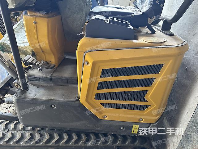 驾驶室整体（整机外观）