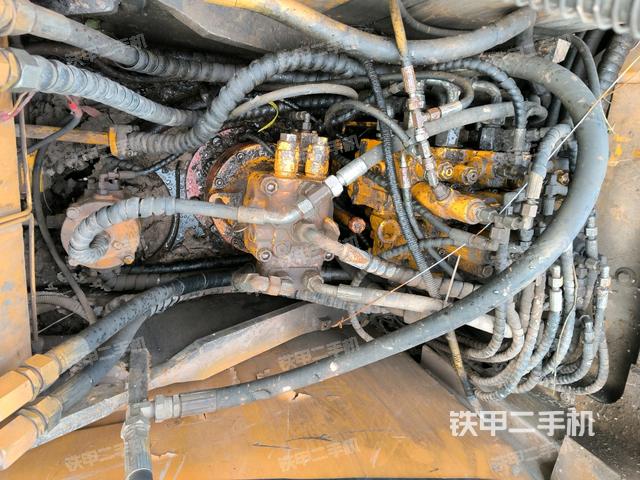 分配閥（上車部件）