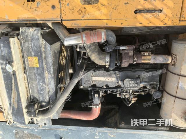 發(fā)動機室(上車部件) 發(fā)動機室(上車部件)