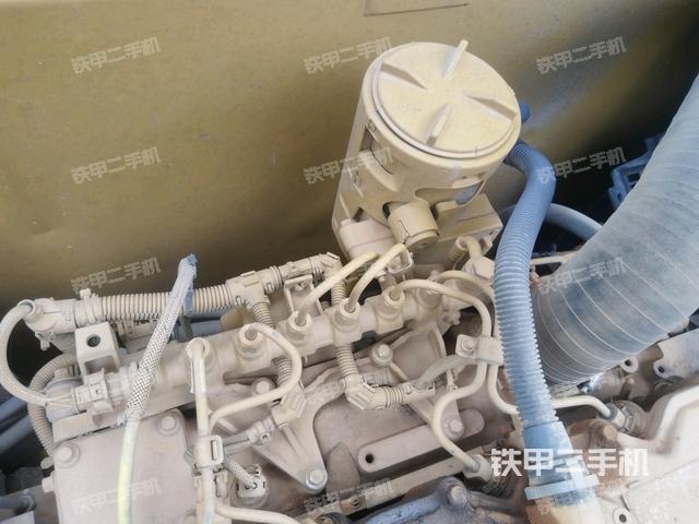 氣門室蓋螺絲特寫(上車部件) 氣門室蓋螺絲特寫(上車部件)