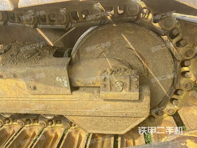 右引導輪(推土機底盤及工作裝置) 右引導輪(推土機底盤及工作裝置)