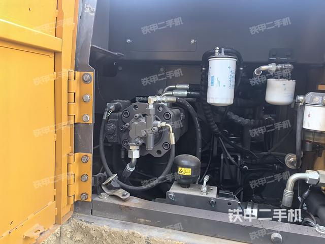 液壓泵室（大件艙室）