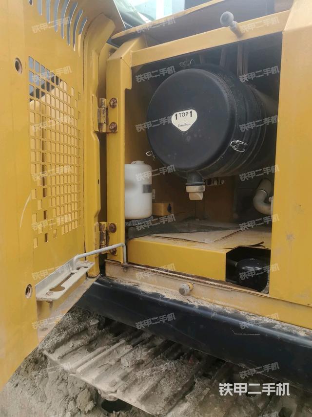 空濾倉整體（大件艙室）