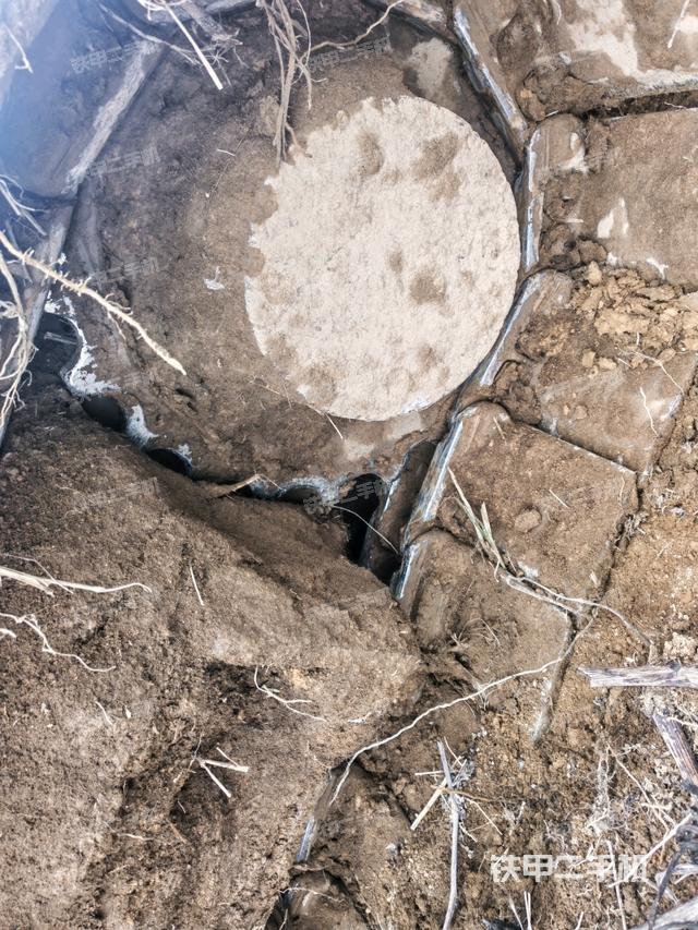 左驱动轮（行走机构）