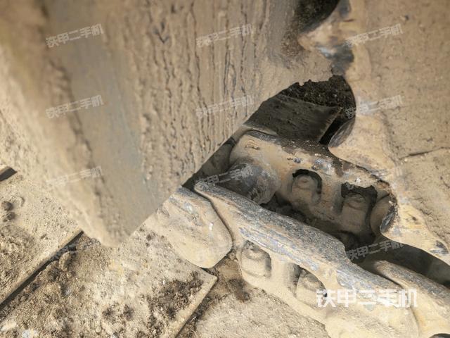 右側(cè)行走馬達(dá)蓋板（行走機(jī)構(gòu)）