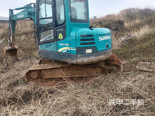 整机右后45°（整机外观）