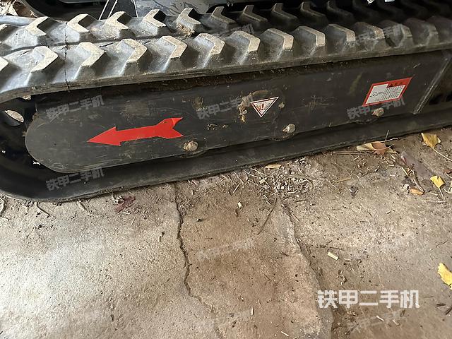 单侧履带整体（整机外观）