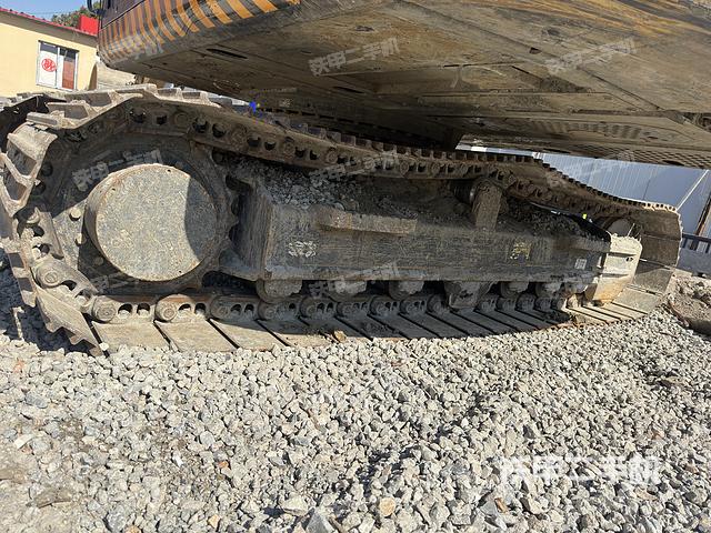 单侧履带整体（整机外观）