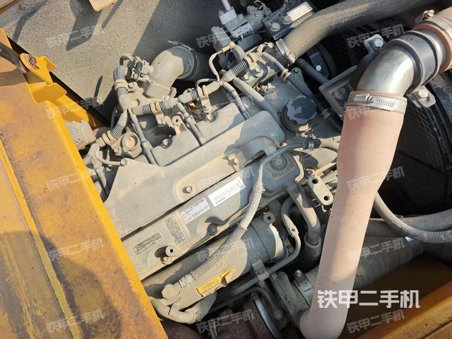 發(fā)動機整體俯視(整機外觀) 發(fā)動機整體俯視(整機外觀)