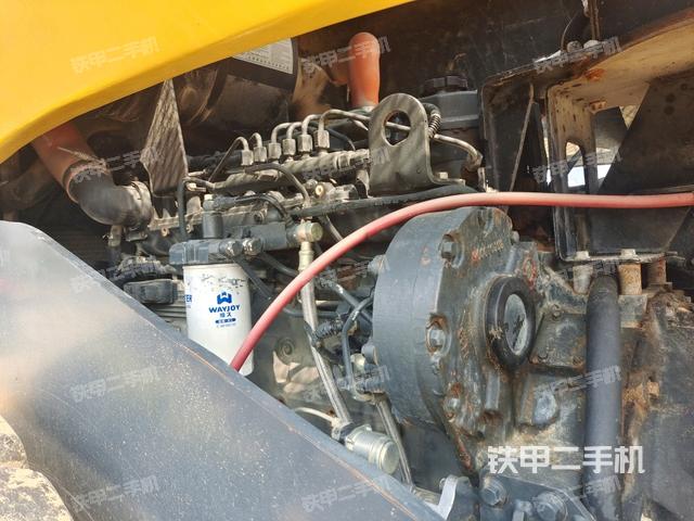 風扇及皮帶（壓路機發(fā)動機艙）