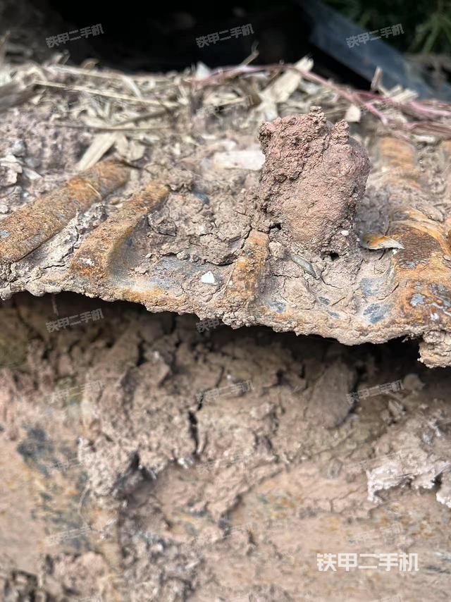 回转马达和主控阀（整机外观）