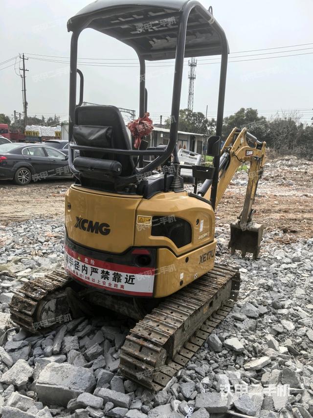 右后45(整機外觀) 右后45(整機外觀)
