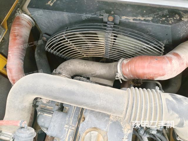 水箱+風(fēng)扇特寫(上車部件) 水箱+風(fēng)扇特寫(上車部件)