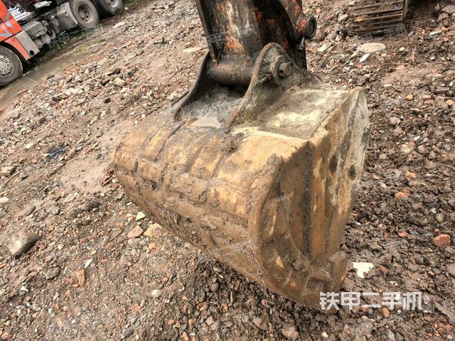 鏟斗45度（工作和回轉(zhuǎn)裝置）