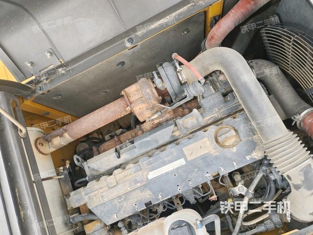 發(fā)動機室(上車部件) 發(fā)動機室(上車部件)