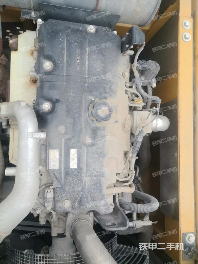 氣門室蓋螺絲特寫（上車部件）