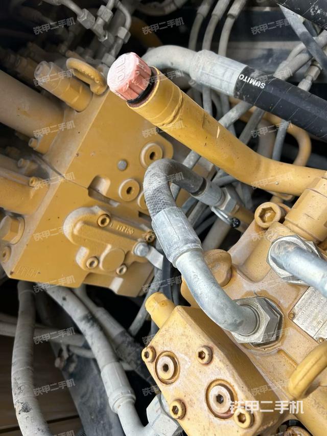 分配閥（上車部件）