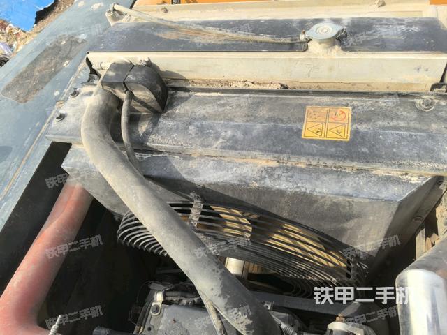 现代R215VS挖掘机的设备实拍-第32张实拍照片