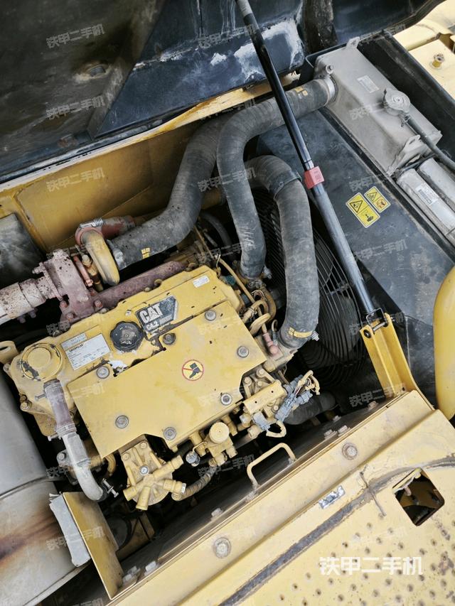 發(fā)動機(jī)整體俯視（整機(jī)外觀）