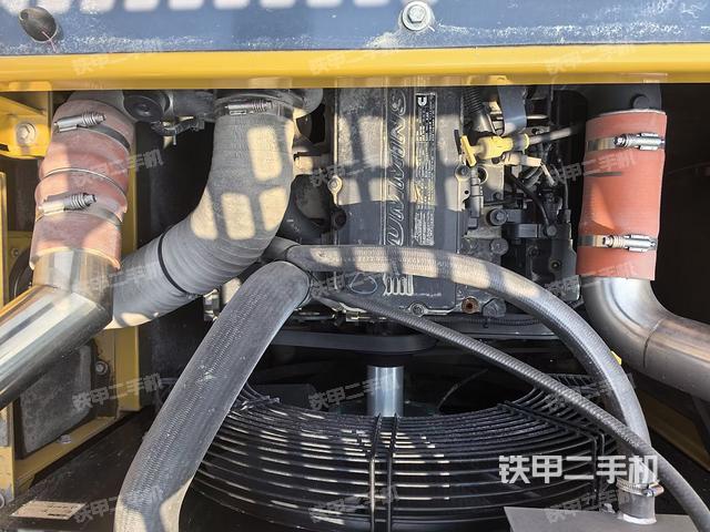 發(fā)動機室(上車部件) 發(fā)動機室(上車部件)